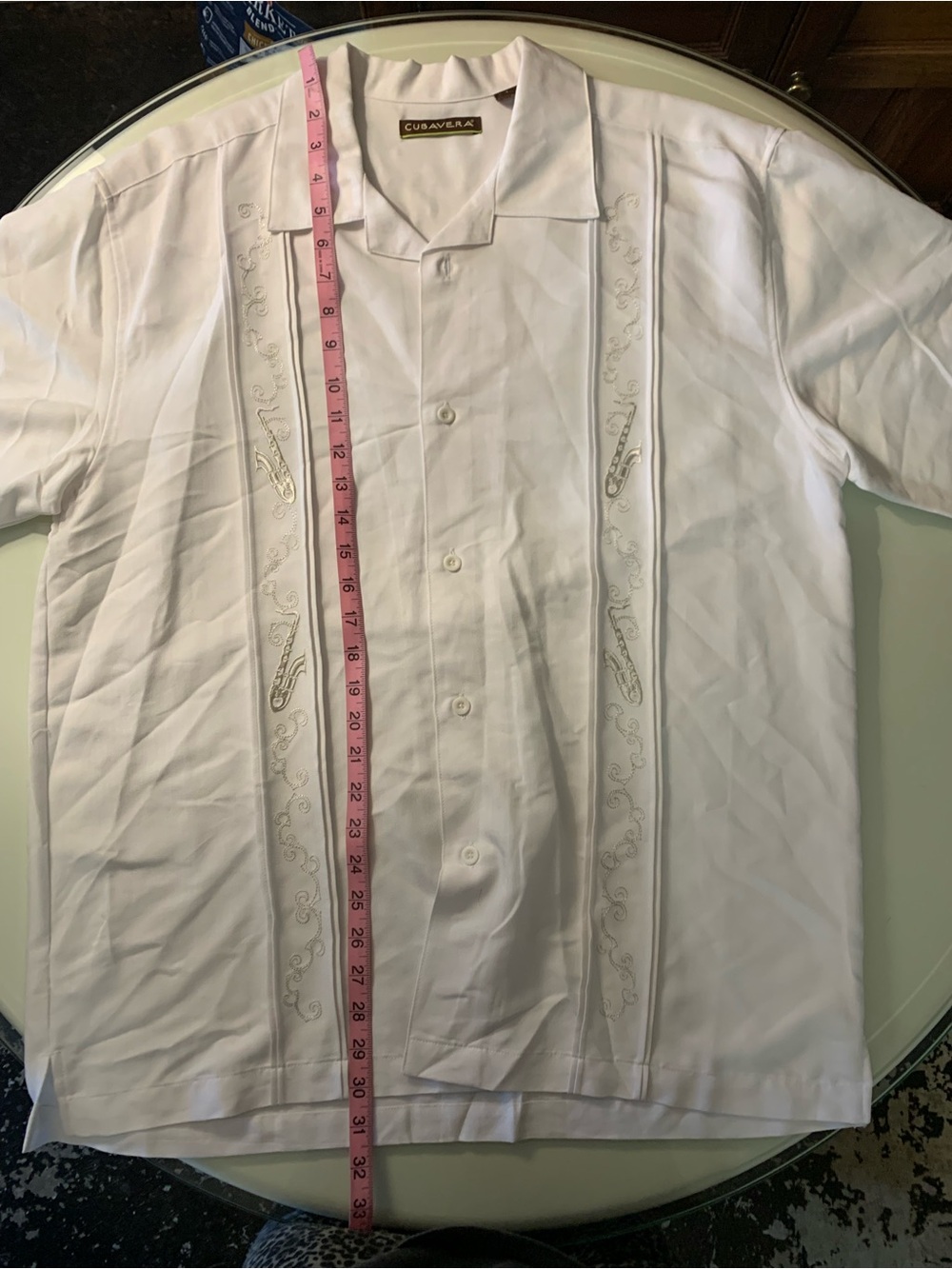 Cubavera Bright White Guayabera Tag Detail